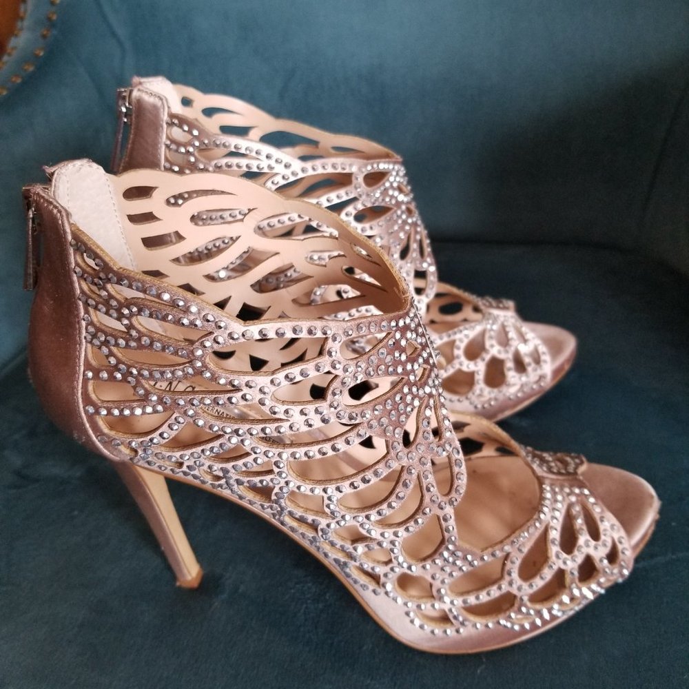 INC Saranebis Sandal